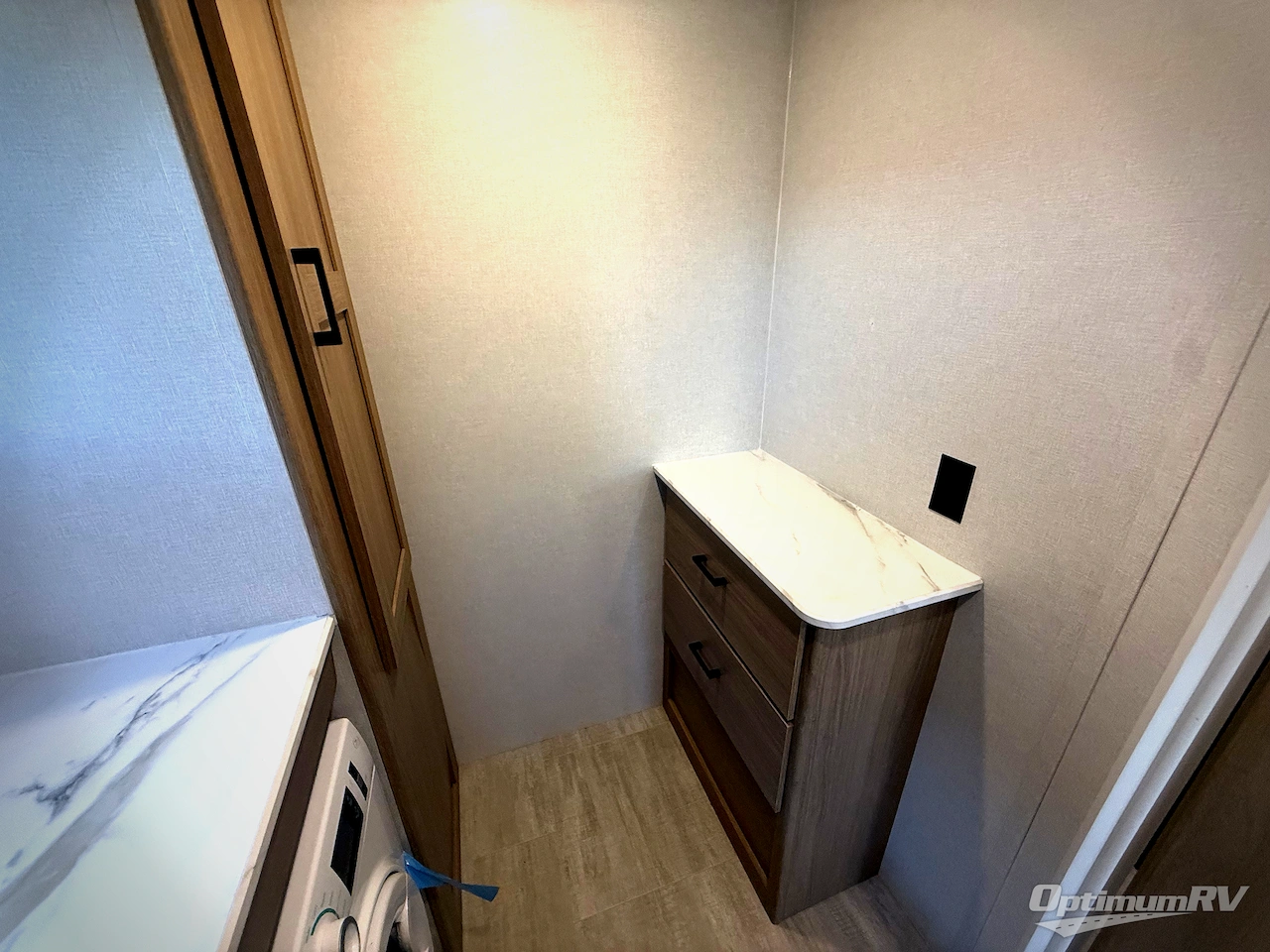 2026 Dutchmen Aspen Trail 3410RLL Photo 15