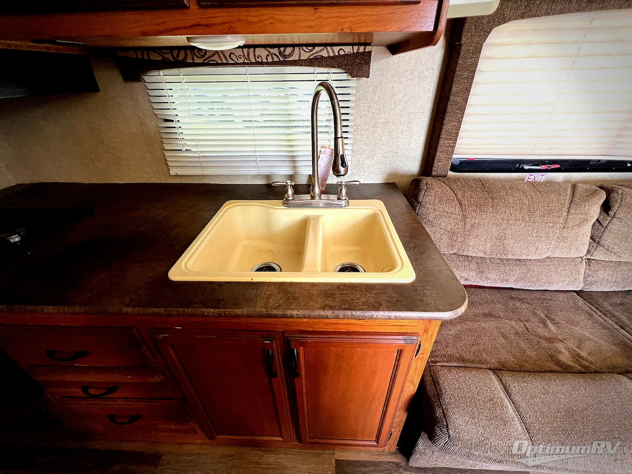 2015 Starcraft Travel Star 227CKS Photo 9