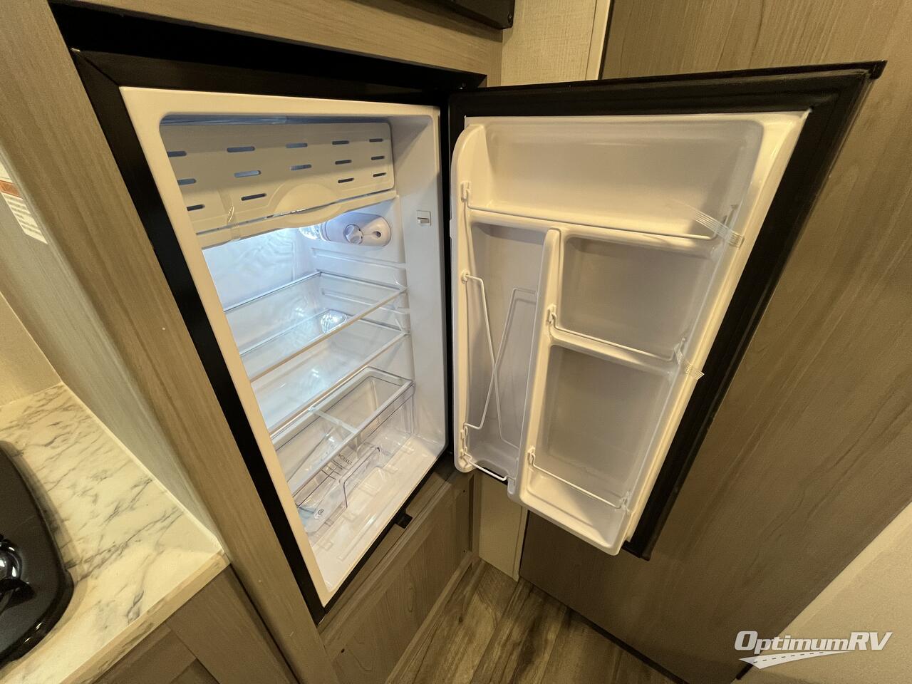 2025 Dutchmen Aspen Trail Mini 17BH Photo 17