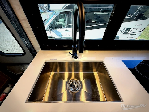 2025 East To West Bravado 33DS RV Photo 2