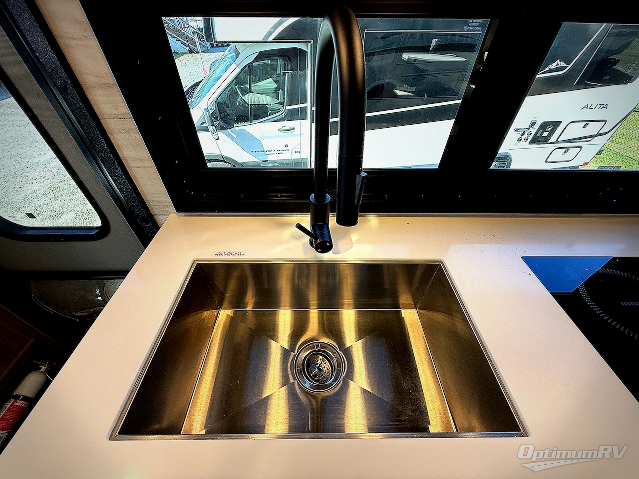 2025 East To West Bravado 33DS Photo 8