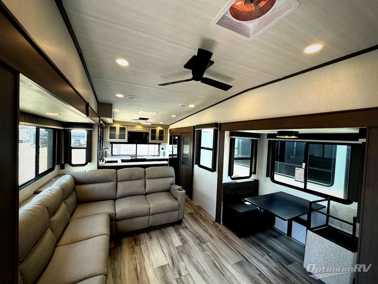 2027 Keystone Cougar 350LLK Photo 10