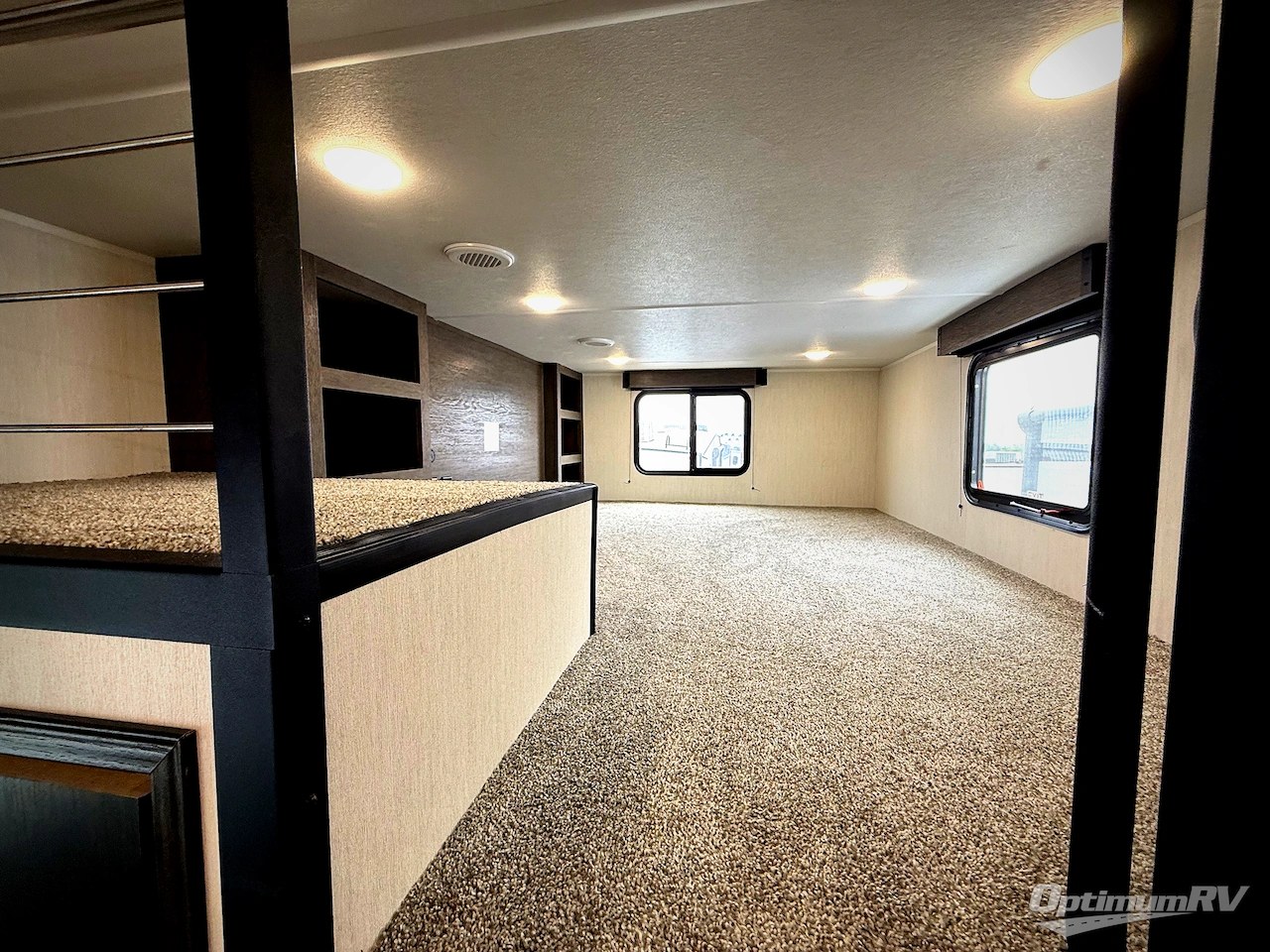 2026 Forest River Cherokee Arctic Wolf 38DST Photo 14