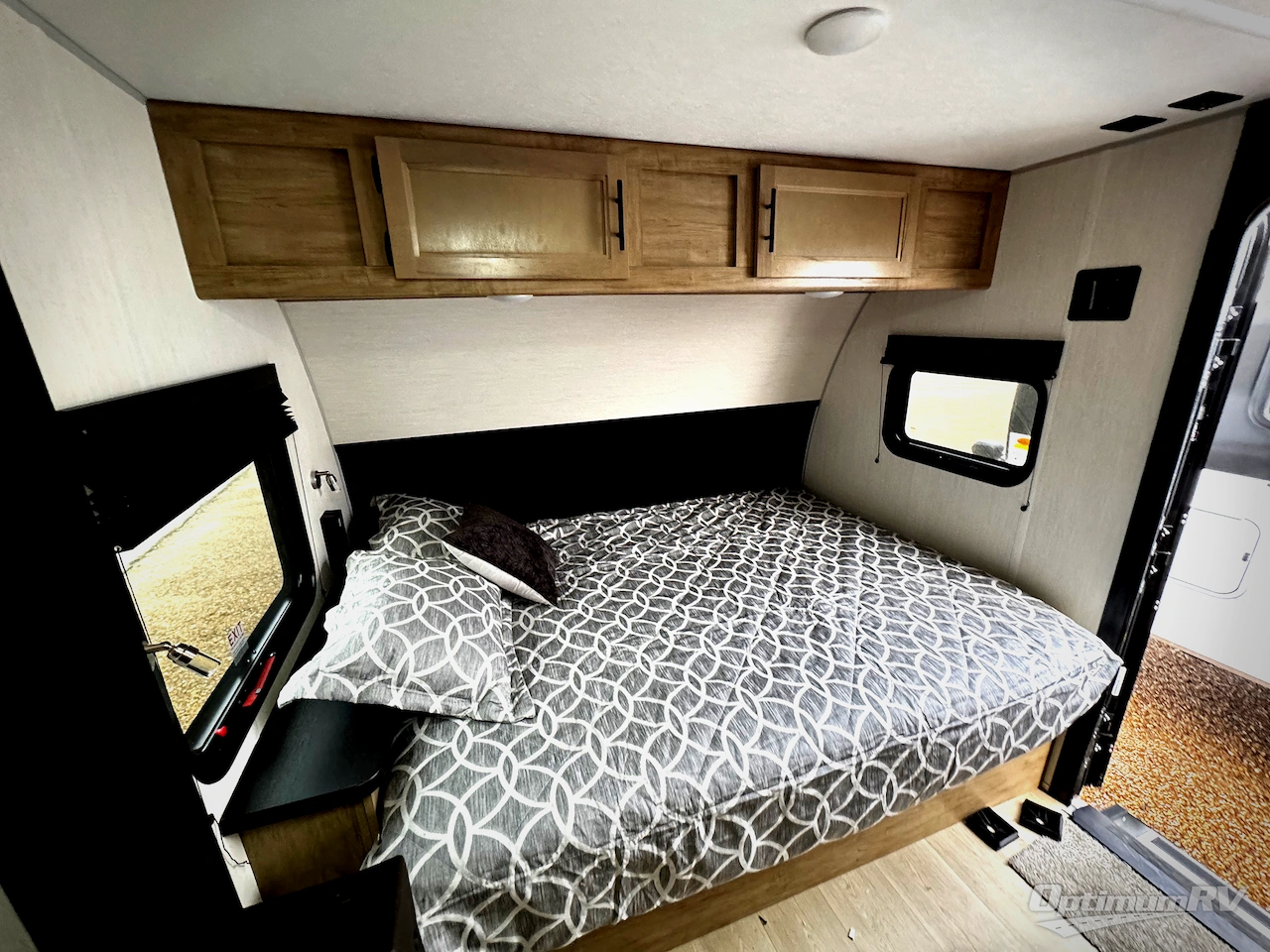 2026 Forest River Cherokee Wolf Pup Black Label 17JWBL Photo 4