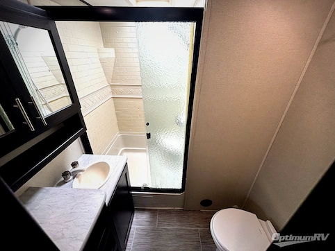 2019 Prime Time LaCrosse 3399SE RV Photo 4
