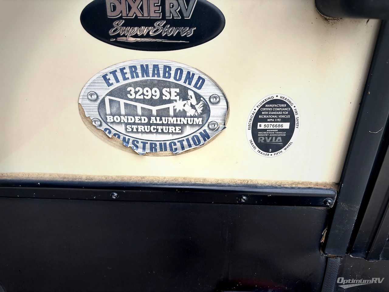2019 Prime Time LaCrosse 3399SE Photo 3