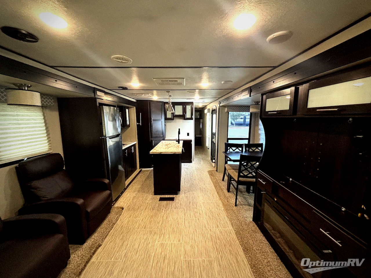 2019 Prime Time LaCrosse 3399SE Photo 5