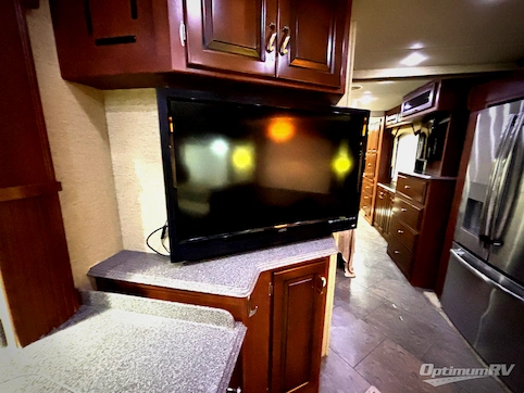 2012 Newmar Ventana LE 3862 RV Photo 3
