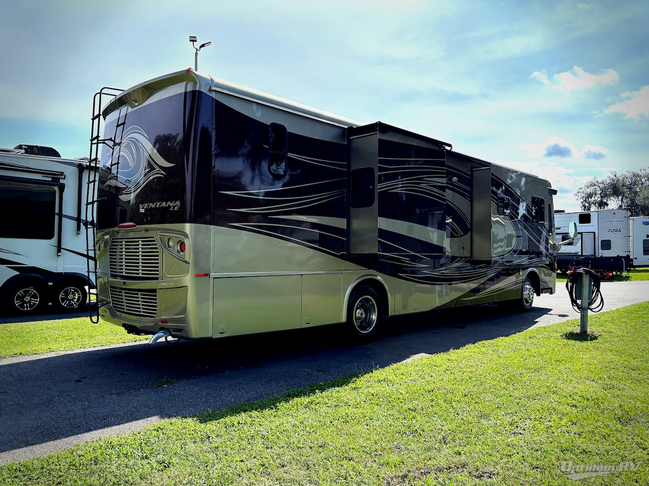 2012 Newmar Ventana LE 3862 Photo 2