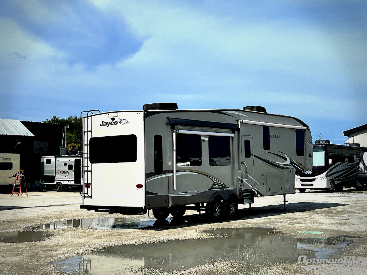 2019 Jayco Eagle 321RSTS Photo 2