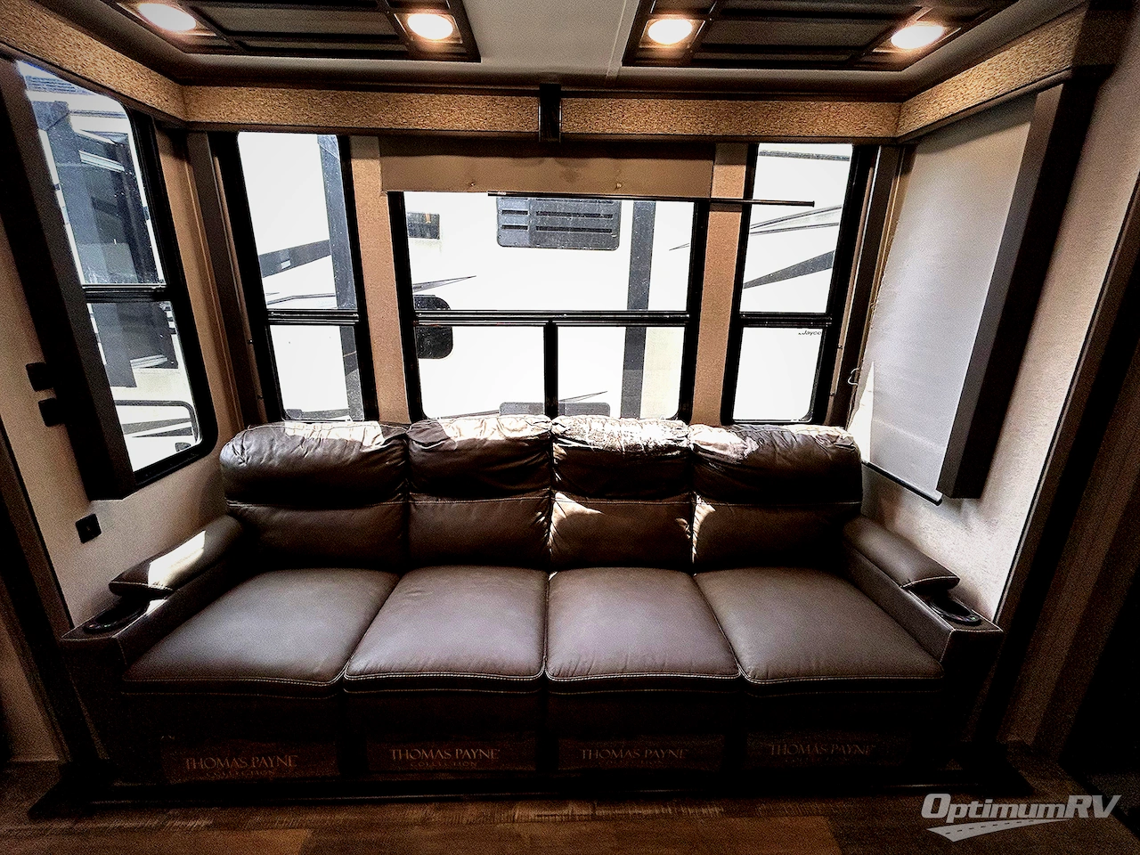 2020 Keystone Raptor 356 Photo 14