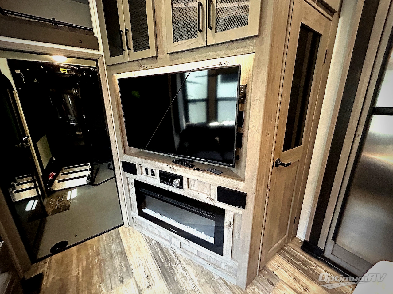 2020 Keystone Raptor 356 Photo 15