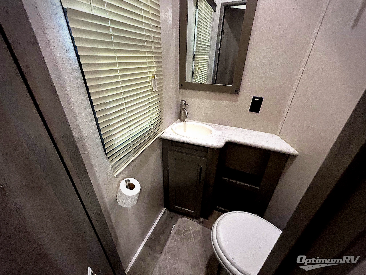 2020 Keystone Raptor 356 Photo 18