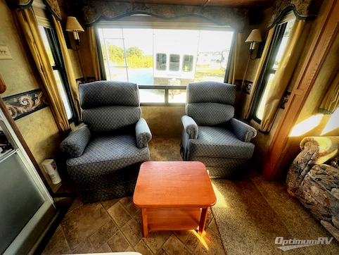 2008 Keystone Montana 2955RL RV Photo 2