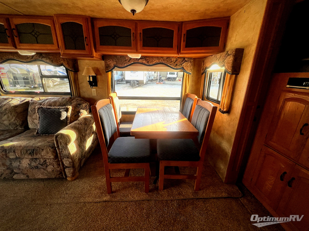 2008 Keystone Montana 2955RL Photo 9