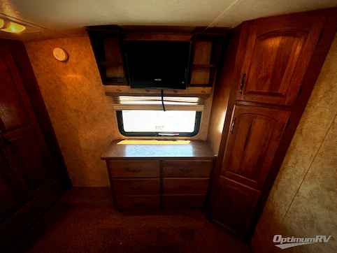 2011 Keystone Montana 3665 RE RV Photo 4