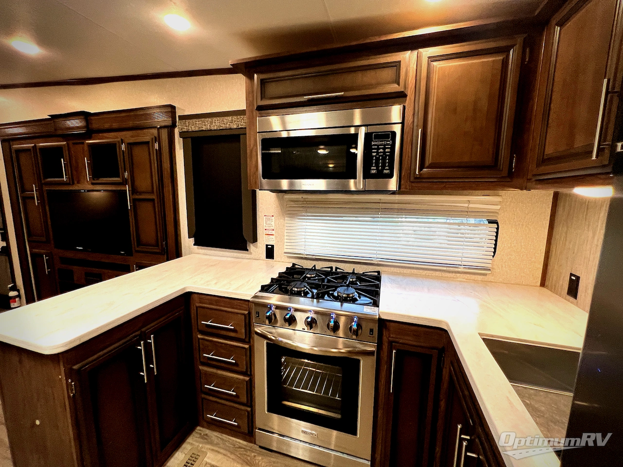 2021 KZ Durango D321RKT Photo 23