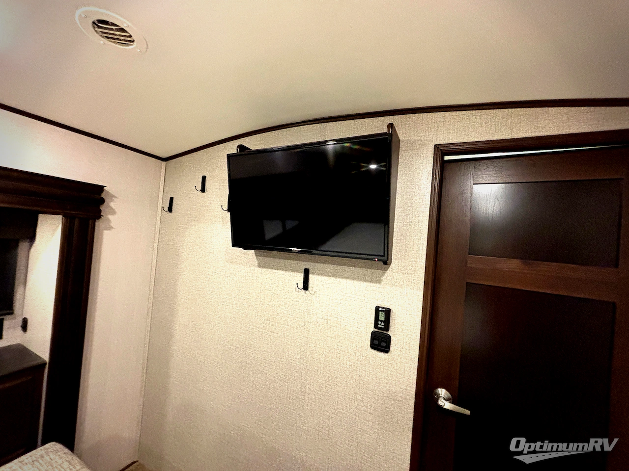 2019 Jayco North Point 385THWS Photo 23