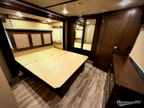 2019 Grand Design Solitude 375RES RV Photo 2