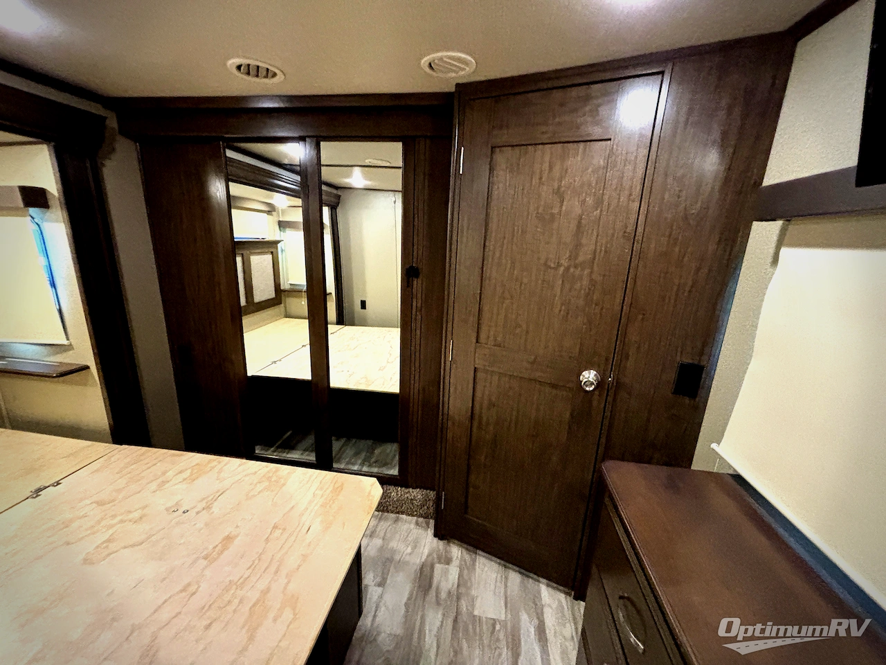 2019 Grand Design Solitude 375RES Photo 10