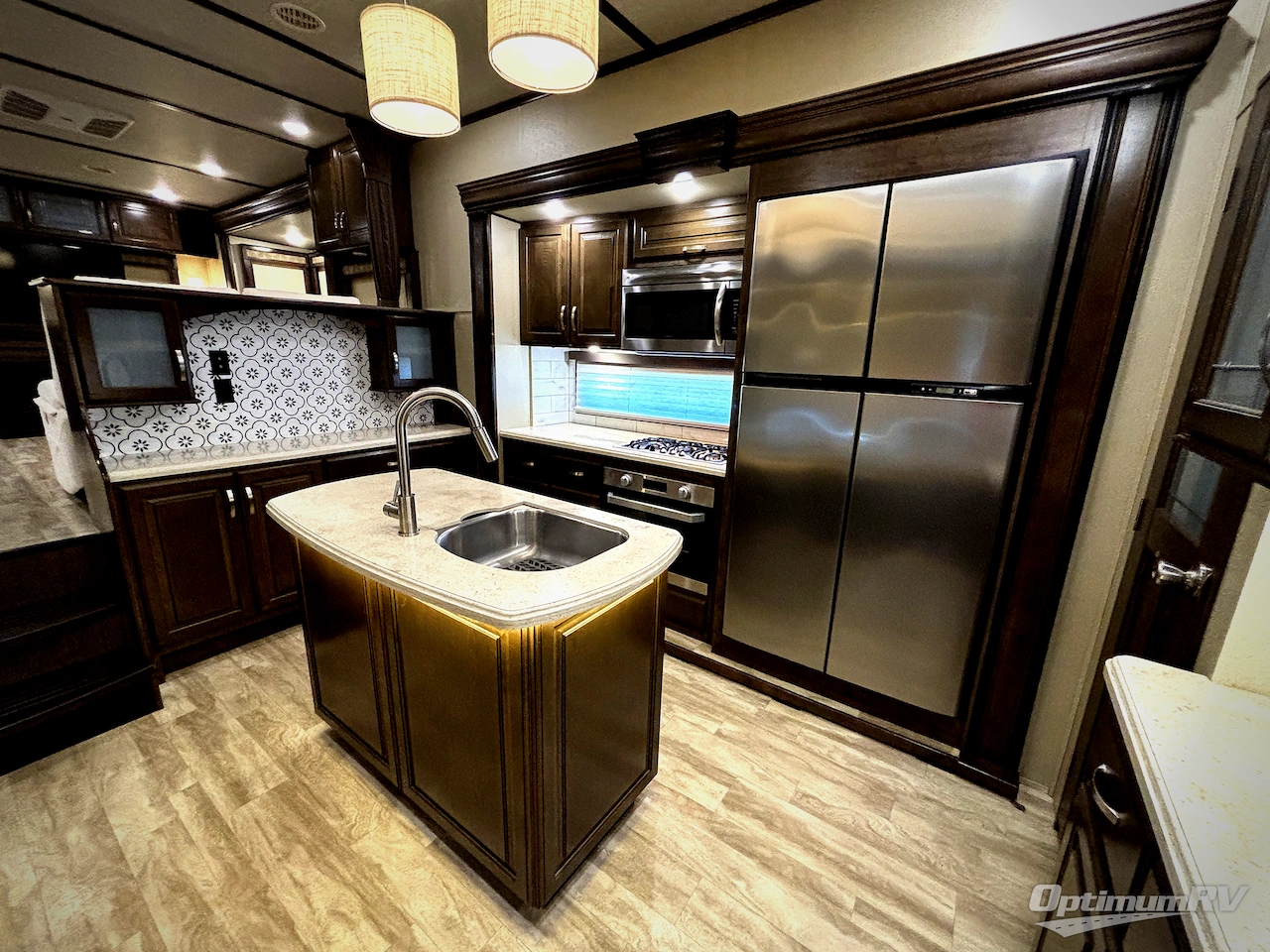 2019 Grand Design Solitude 375RES Photo 17