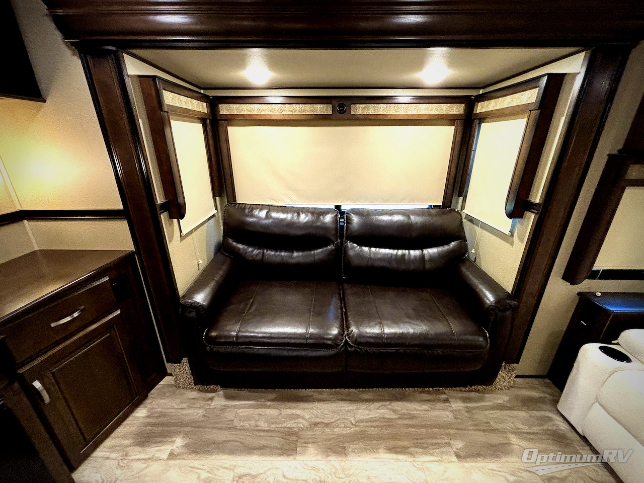 2019 Grand Design Solitude 375RES Photo 22