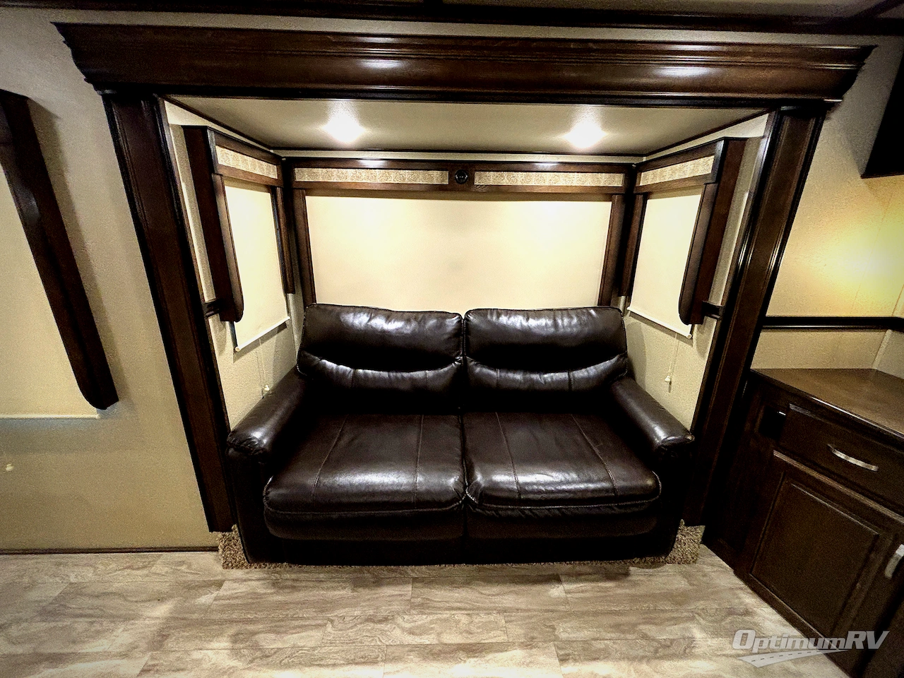 2019 Grand Design Solitude 375RES Photo 24