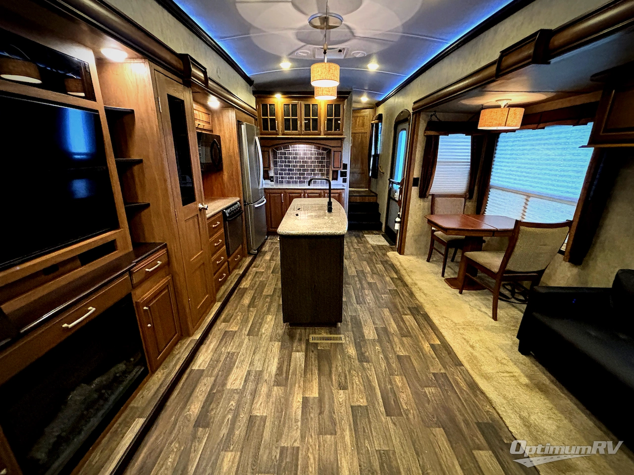 2016 Keystone Montana 3611 RL Photo 5