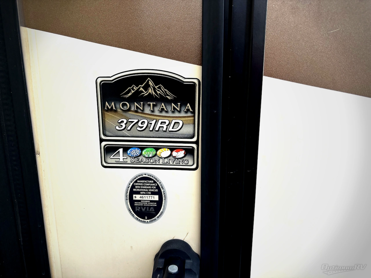 2018 Keystone Montana 3791RD Photo 4