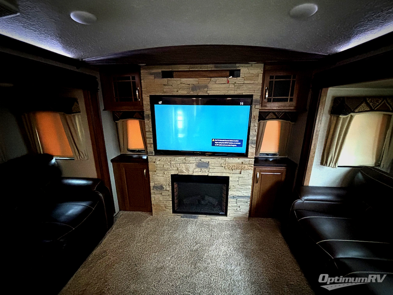 2018 Keystone Montana 3791RD Photo 7