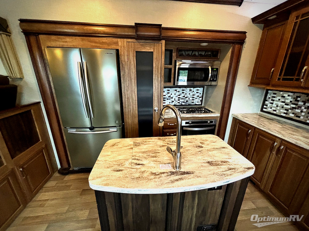 2018 Keystone Montana 3791RD Photo 11