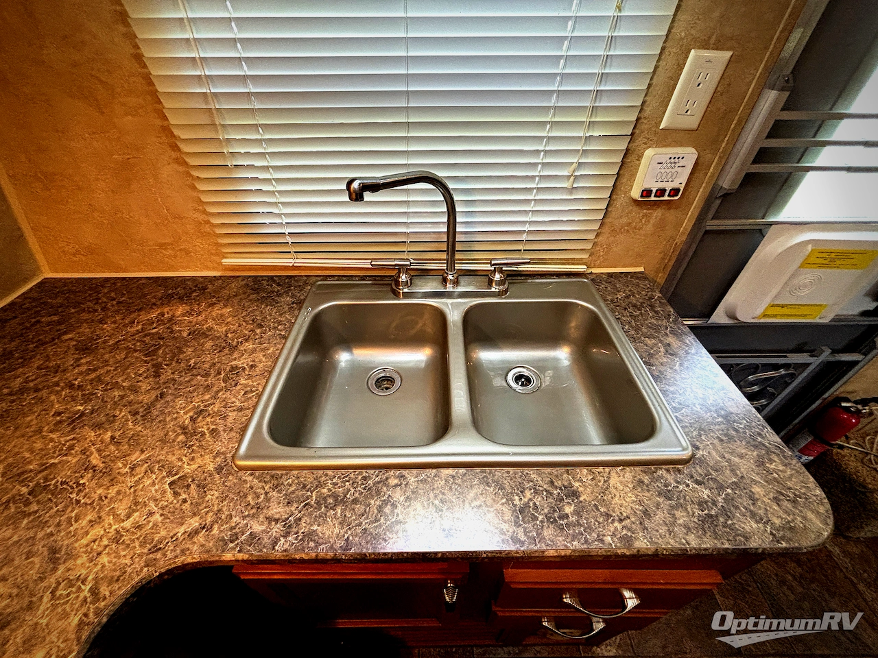2011 Jayco Octane ZX Super Lite 161 Photo 9