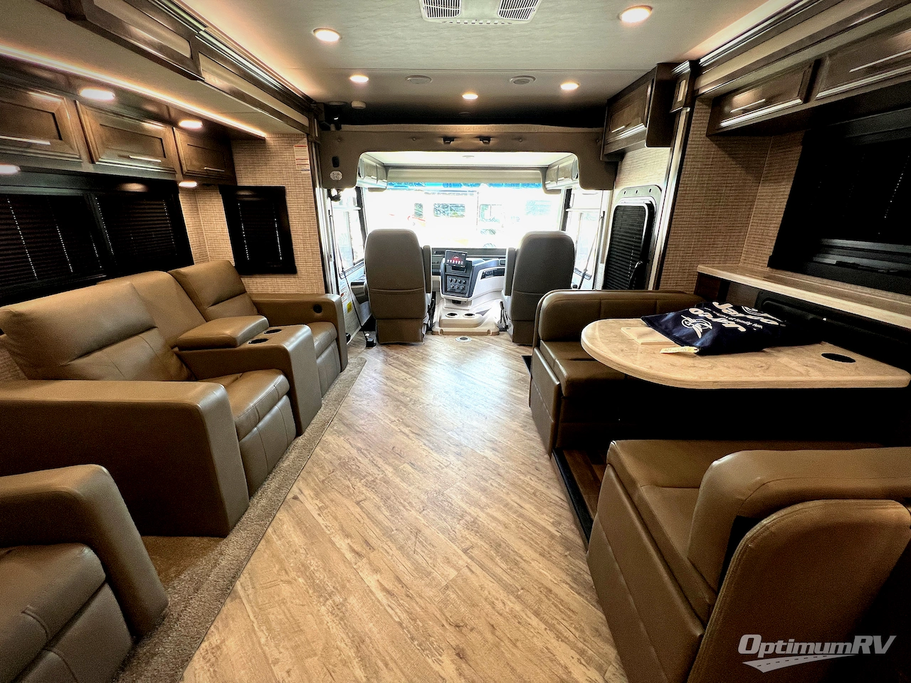 2025 Jayco Precept Prestige 36H Photo 5