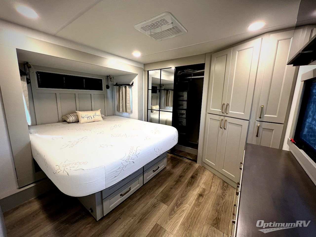 2024 Brinkley Model G 4000 Photo 20