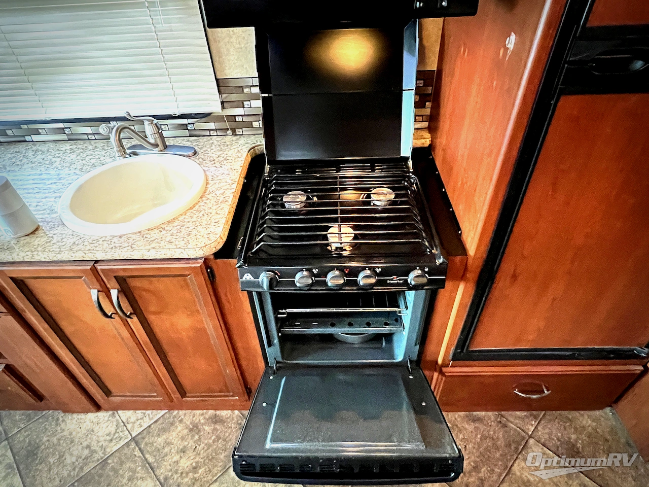 2014 Thor ACE 30.1 Photo 19