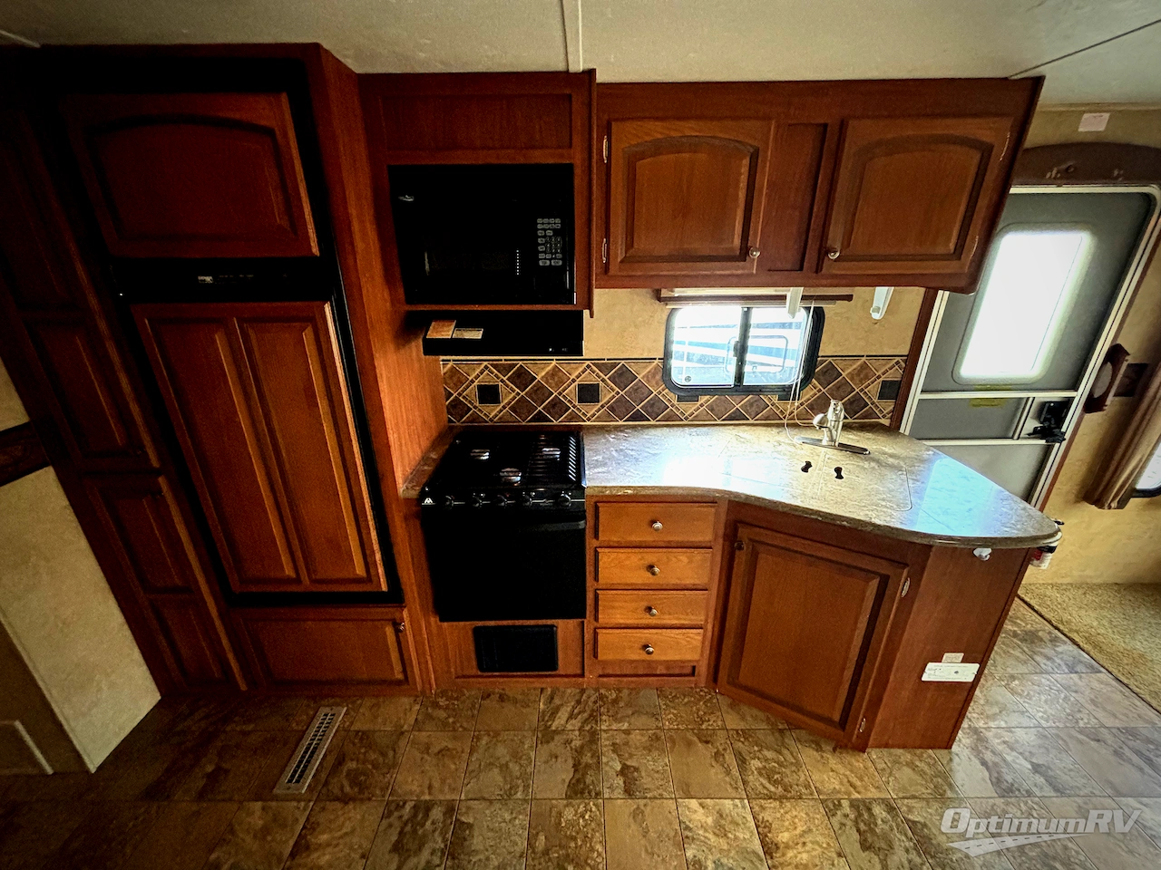 2012 Jayco Eagle 320RLDS Photo 7