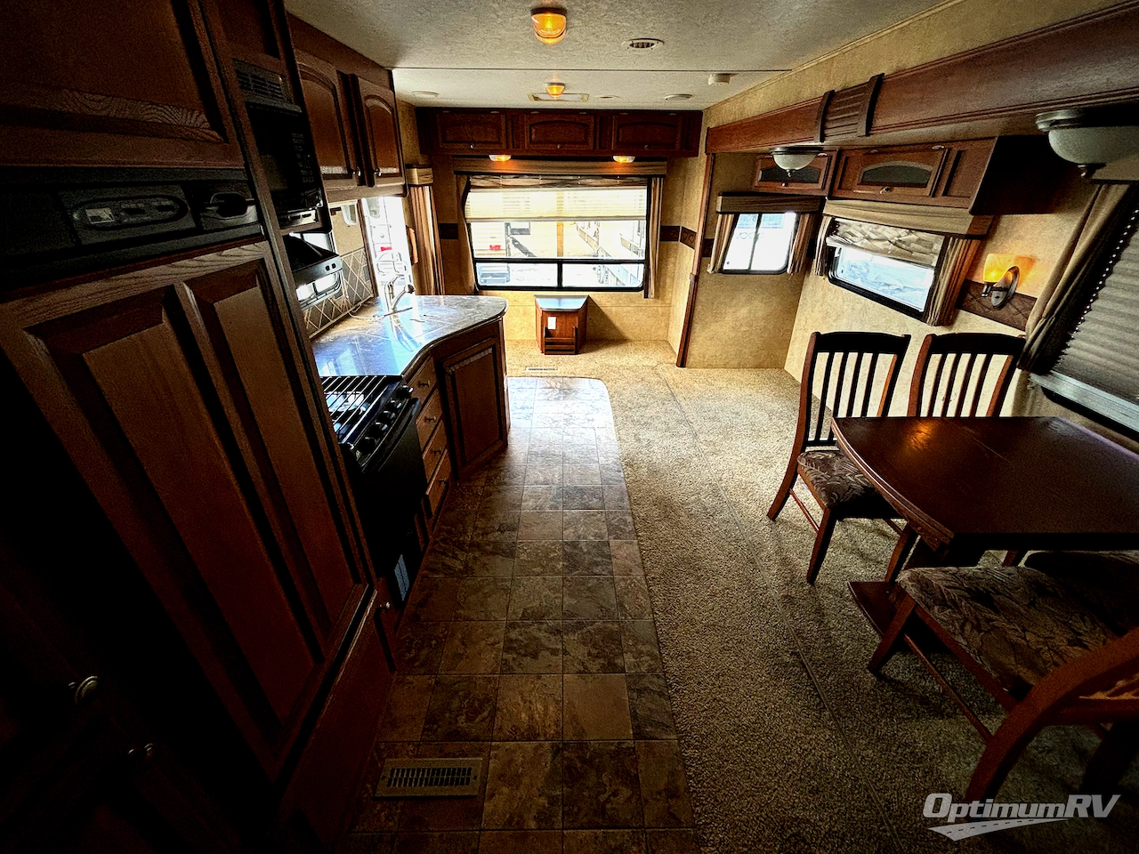 2012 Jayco Eagle 320RLDS Photo 5