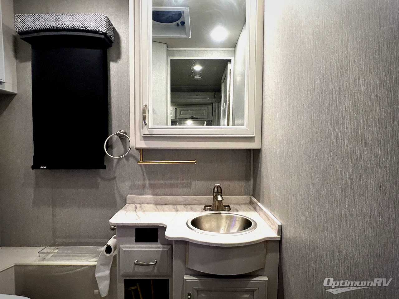 2021 Holiday Rambler Vacationer 35K Photo 32