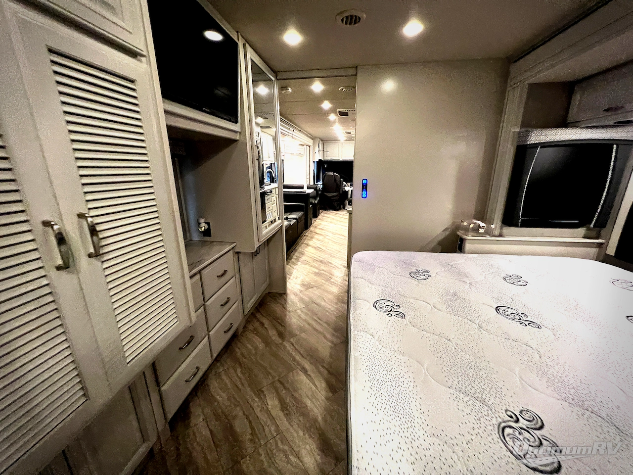 2021 Holiday Rambler Vacationer 35K Photo 45