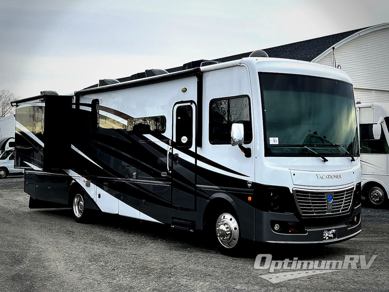 2021 Holiday Rambler Vacationer 35K Photo 1