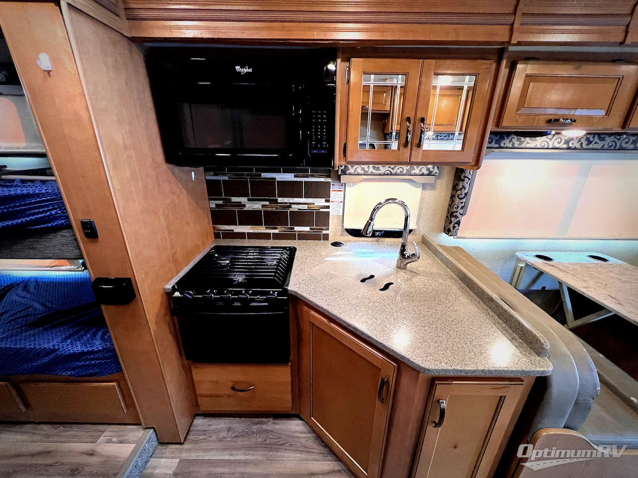 2017 Thor Four Winds 31E Bunkhouse Photo 15