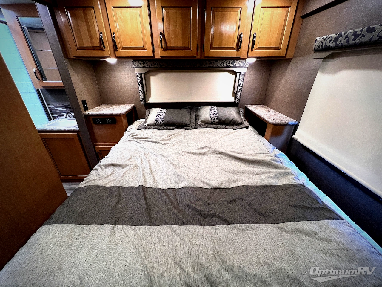 2017 Thor Four Winds 31E Bunkhouse Photo 32