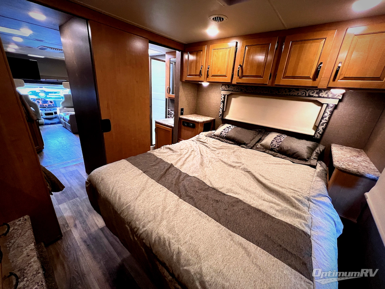 2017 Thor Four Winds 31E Bunkhouse Photo 33