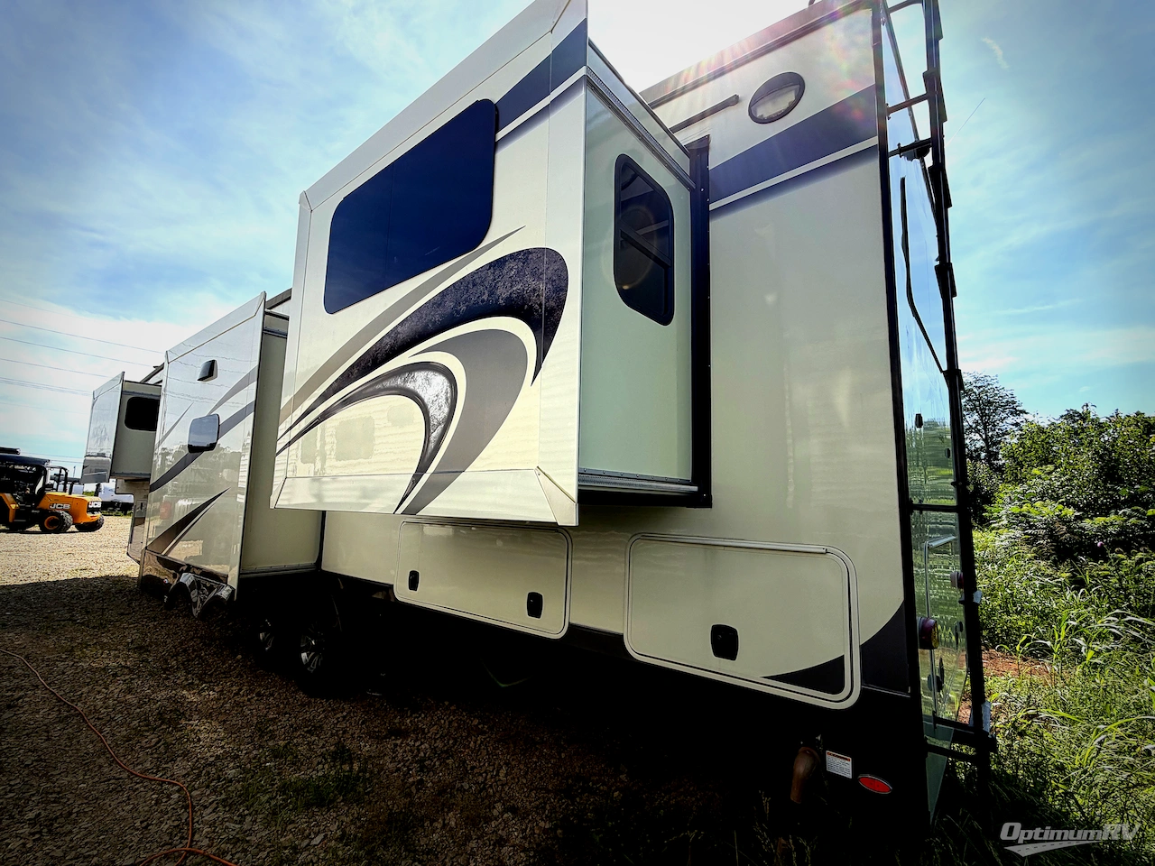 2019 Jayco North Point 387RDFS Photo 3