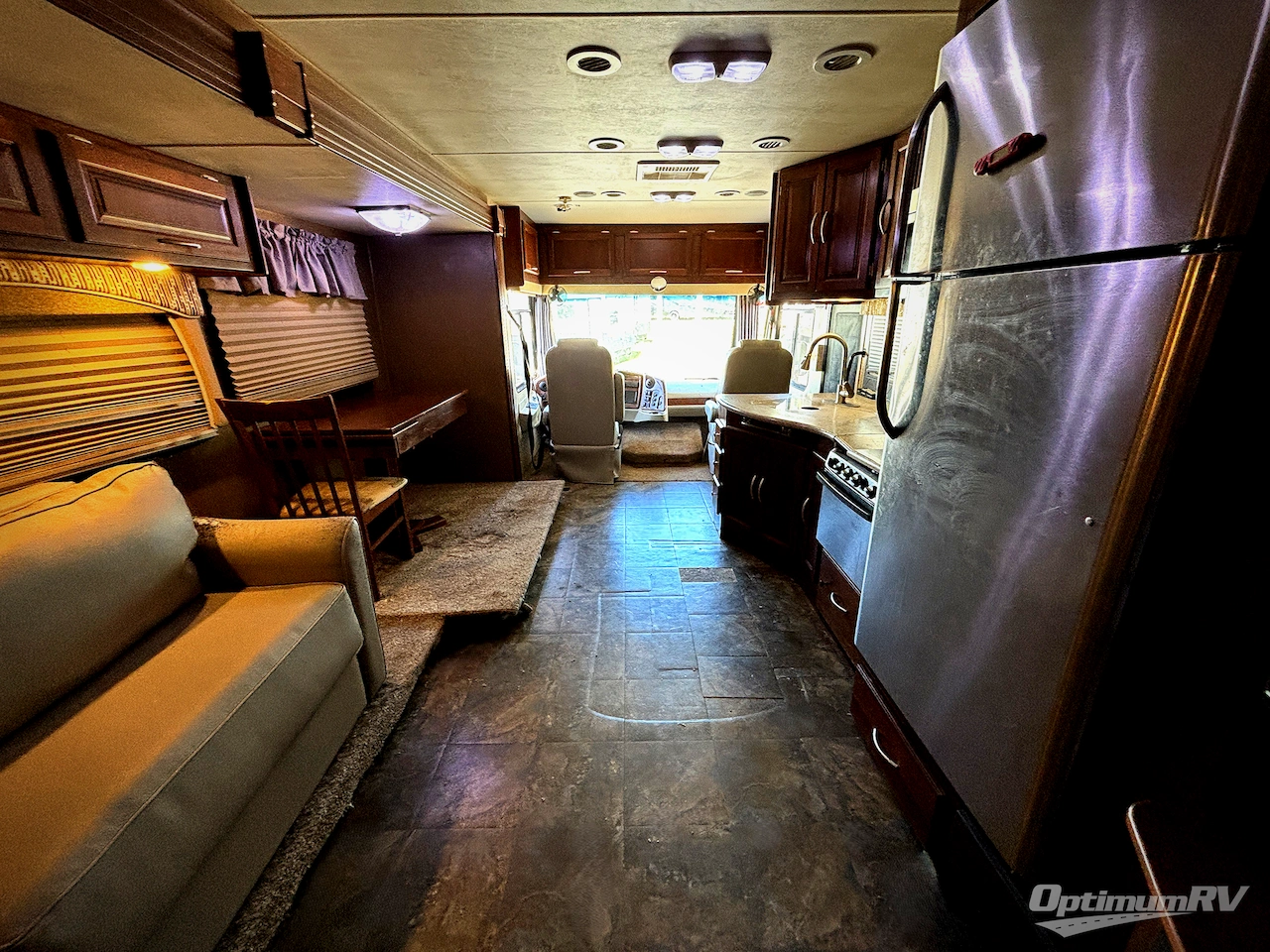 2015 Coachmen Mirada 35LS Photo 5