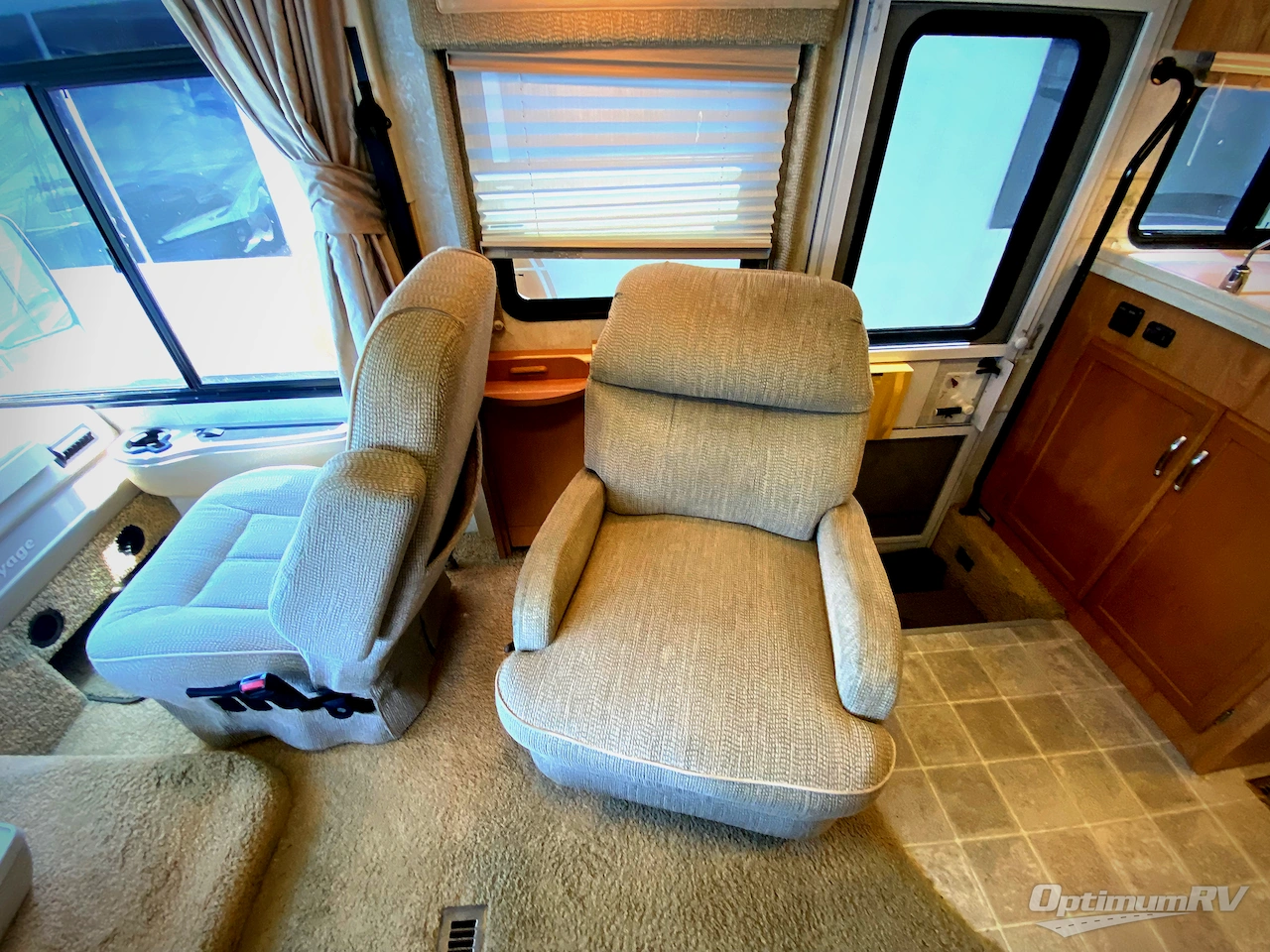 2006 Winnebago Voyage 31W Photo 8