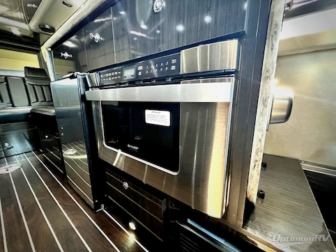 2016 Airstream Interstate Lounge EXT Lounge EXT RV Photo 4