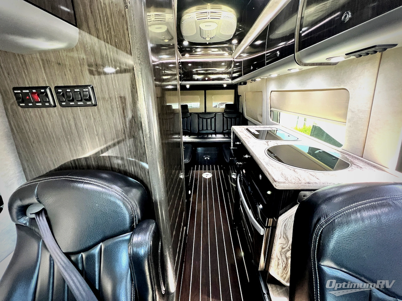 2016 Airstream Interstate Lounge EXT Lounge EXT Photo 4