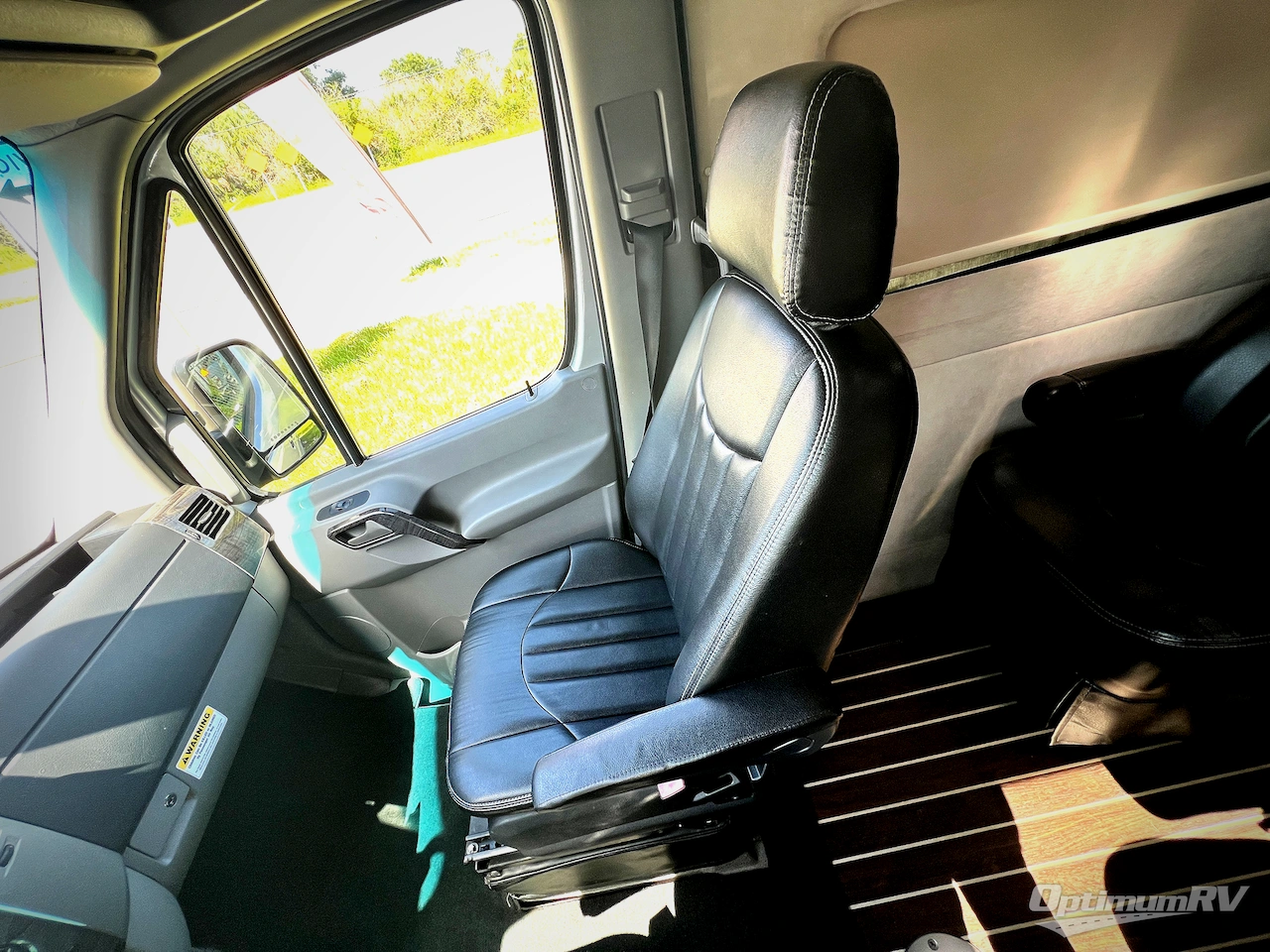 2016 Airstream Interstate Lounge EXT Lounge EXT Photo 8