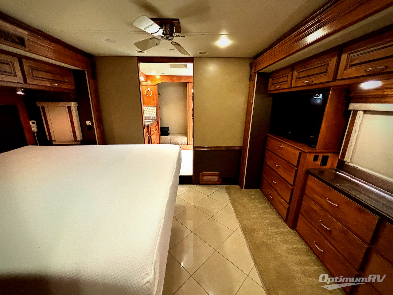 2013 Holiday Rambler Endeavor 43DFT Photo 19
